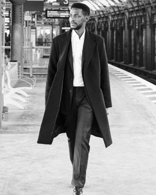 I spent a day walking through Berlin with my camera and Perez, who wanted one thing: portraits that actually looked like him. We chased the light through Alexanderplatz, Hackescher Markt, and  the Museum Island and finished at Brandenburg Gate as the sun softened. This is the kind of work I love. Considered. Intentional. Real.